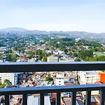 Aya Stays 4 at Parahyangan Residence