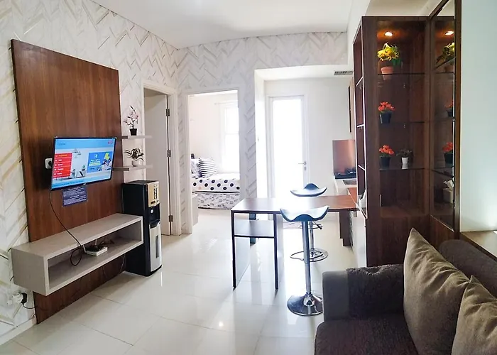Aya Stays 4 at Parahyangan Residence