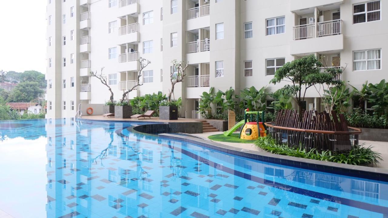 Apartemen Aya Stays 4 At Parahyangan Bandung